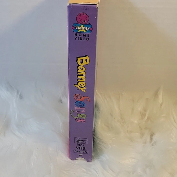 BARNEY AND Friends Songs VHS 1995 Rare Vintage Collectible 50+ Songs - Picture 3 of 7